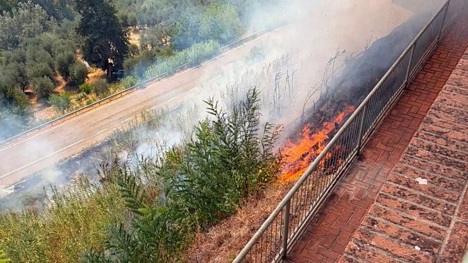 L'incendio a Terricciola